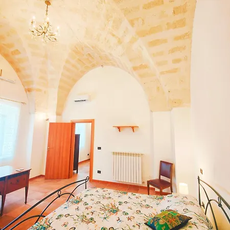 Ferienhaus Salento Diva Little Castle Lizzano (Apulia)