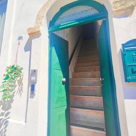 Salento Diva Little Castle Ferienhaus Lizzano (Apulia)
