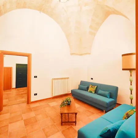Salento Diva Little Castle Lizzano (Apulia)