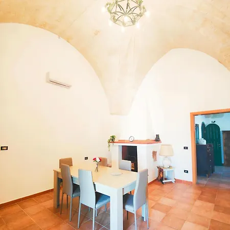 Salento Diva Little Castle *